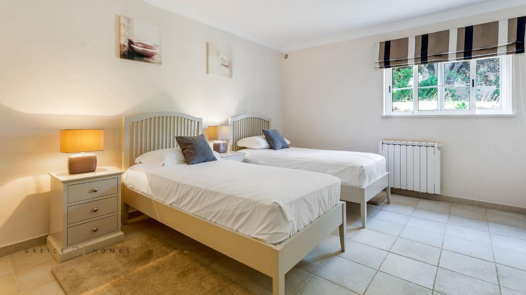 Luxuosa Moradia V5 Em Quarteira - Greice Homes מראה חיצוני תמונה