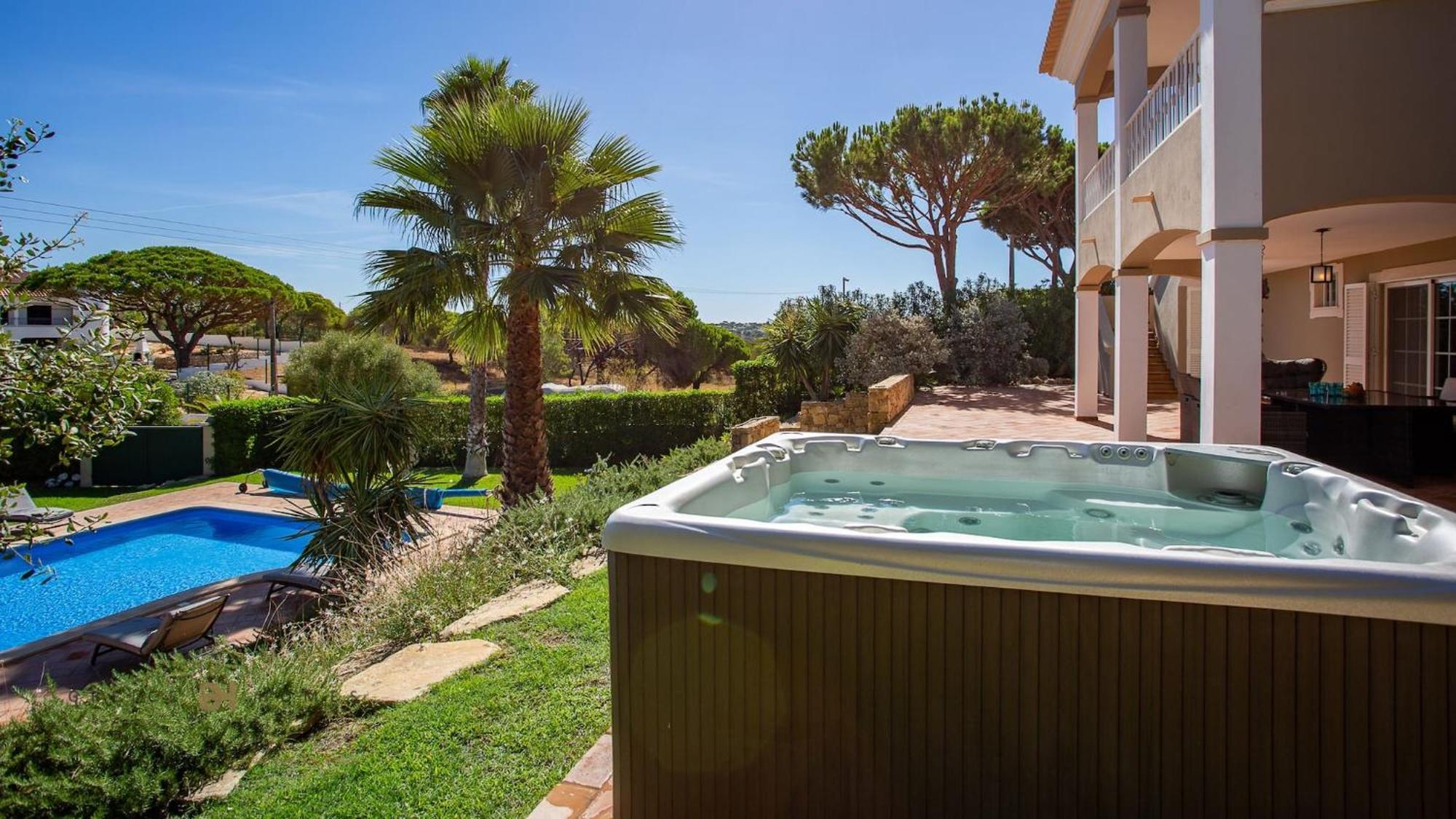 Luxuosa Moradia V5 Em Quarteira - Greice Homes מראה חיצוני תמונה