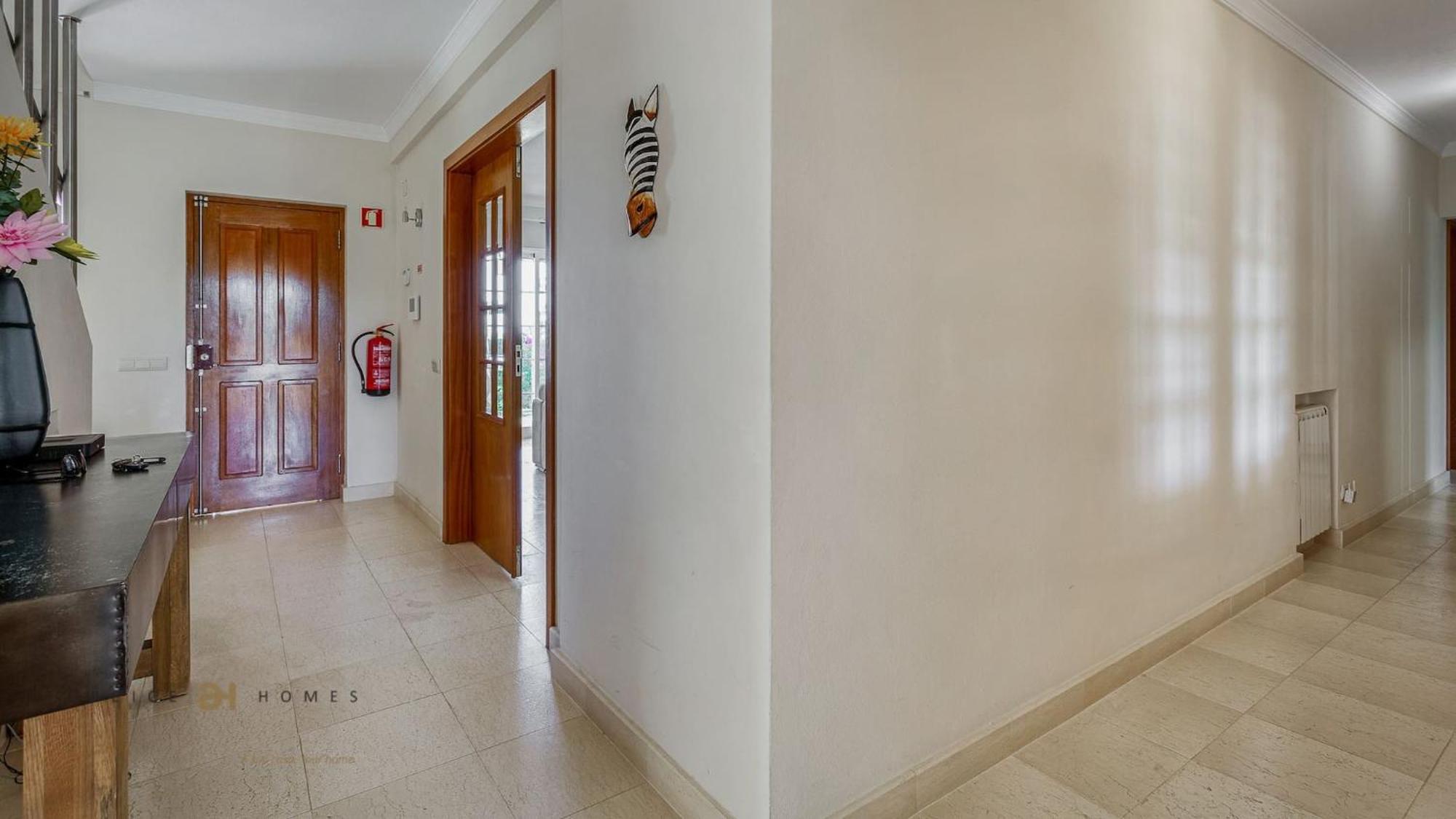 Luxuosa Moradia V5 Em Quarteira - Greice Homes מראה חיצוני תמונה