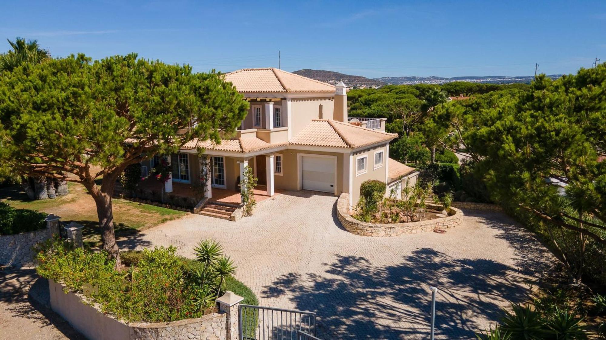 Luxuosa Moradia V5 Em Quarteira - Greice Homes מראה חיצוני תמונה